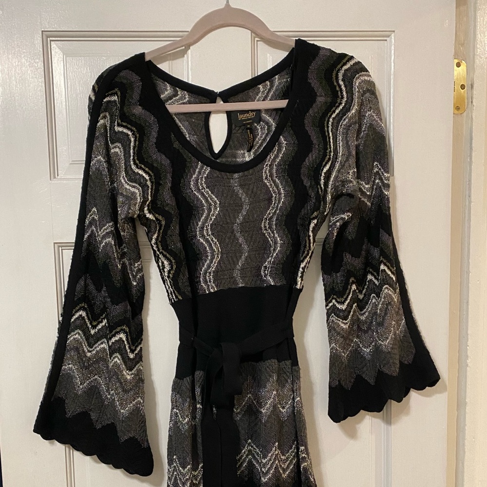 Laundry knit dress size M